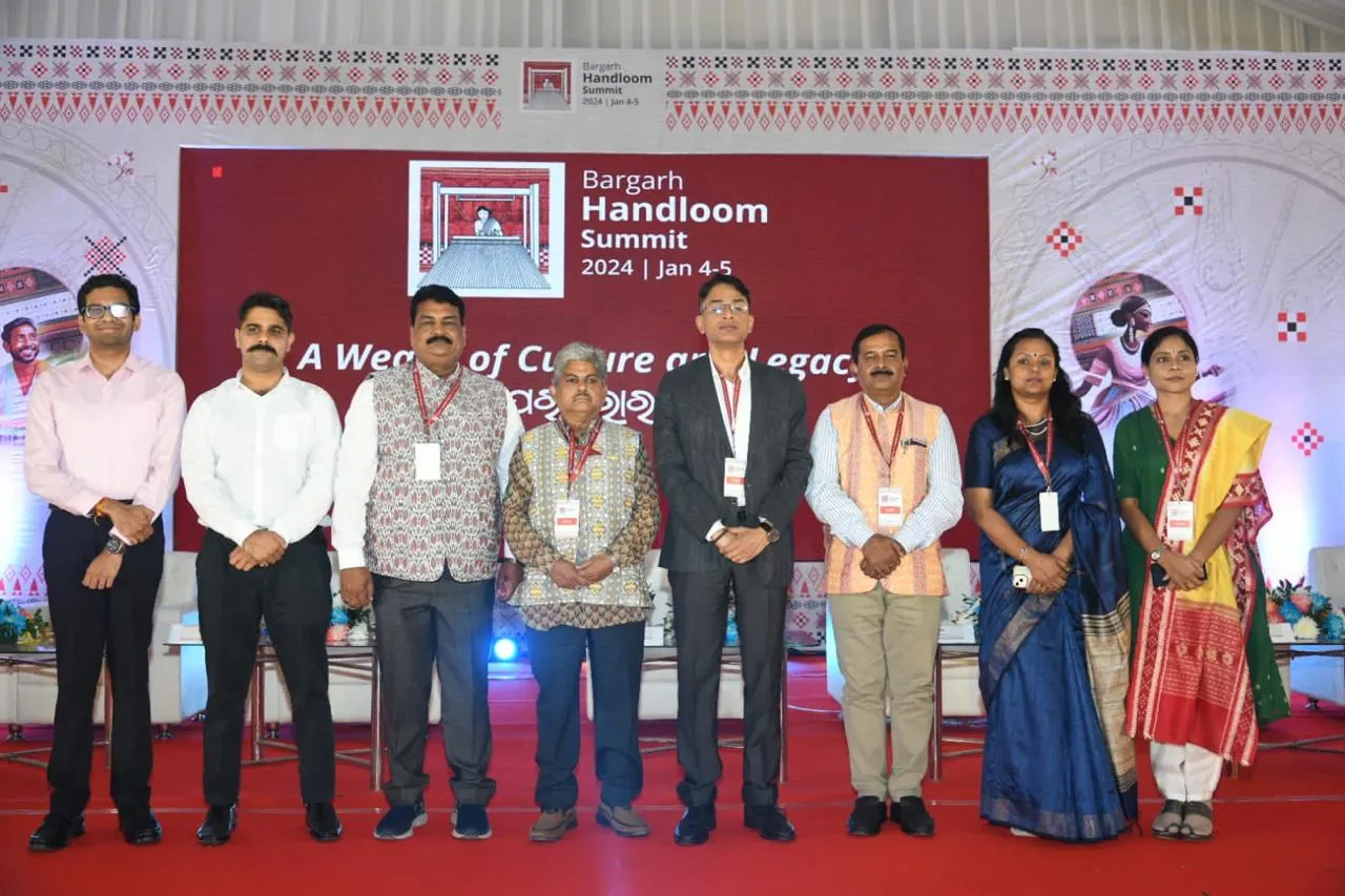 Summit dignitaries and organisers
